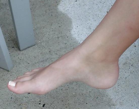25P All you can Feet