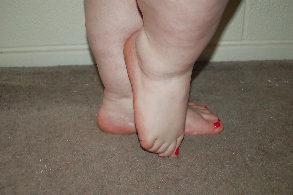 13P Ms Red White and Beautiful (feet)