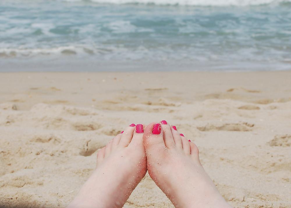 13P Ms Red White and Beautiful (feet)