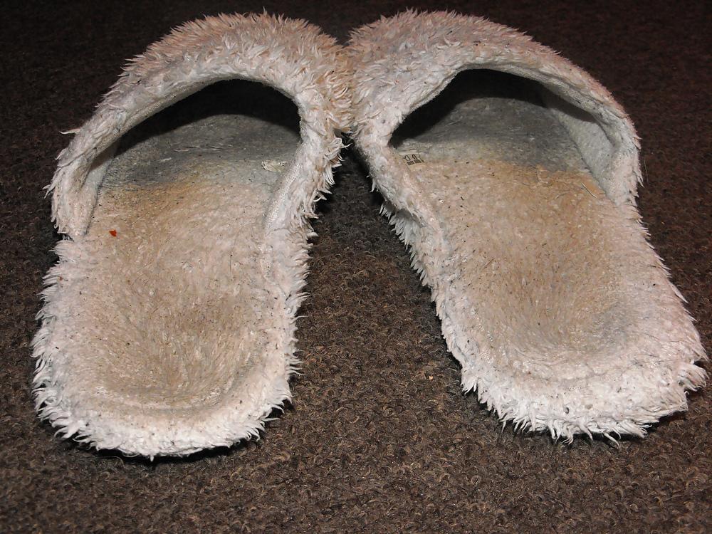 9P Girlfriend nylon feet and very worn slippers