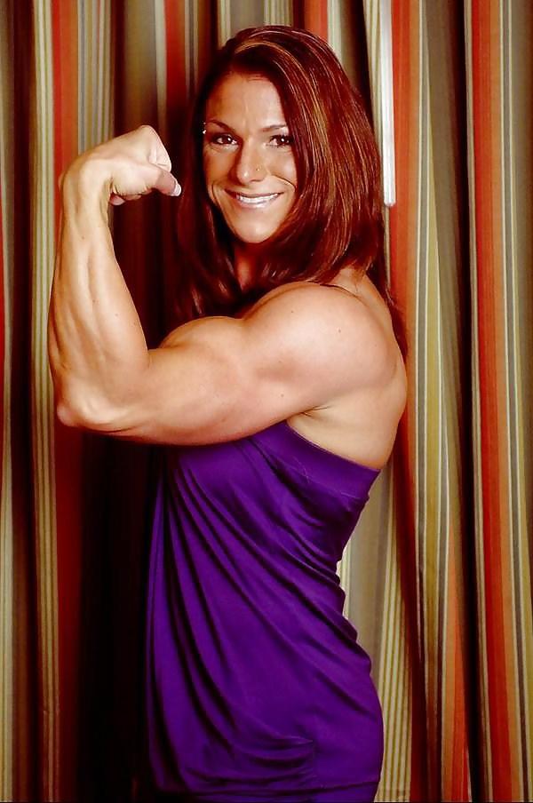20P Sexy Female Muscle 3