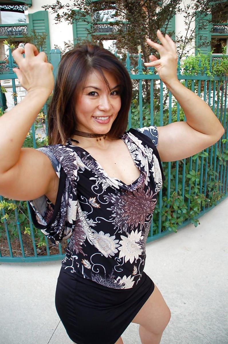 25P Sexy Female Muscle 6