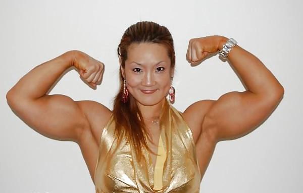 25P Sexy Female Muscle 6
