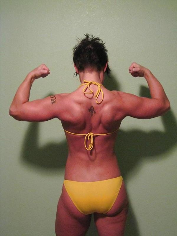 25P Sexy Female Muscle 4