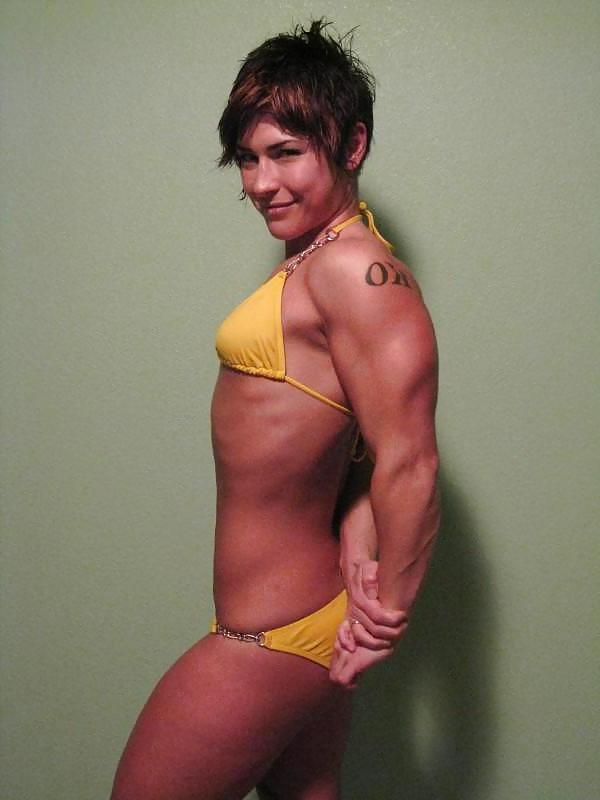 25P Sexy Female Muscle 4