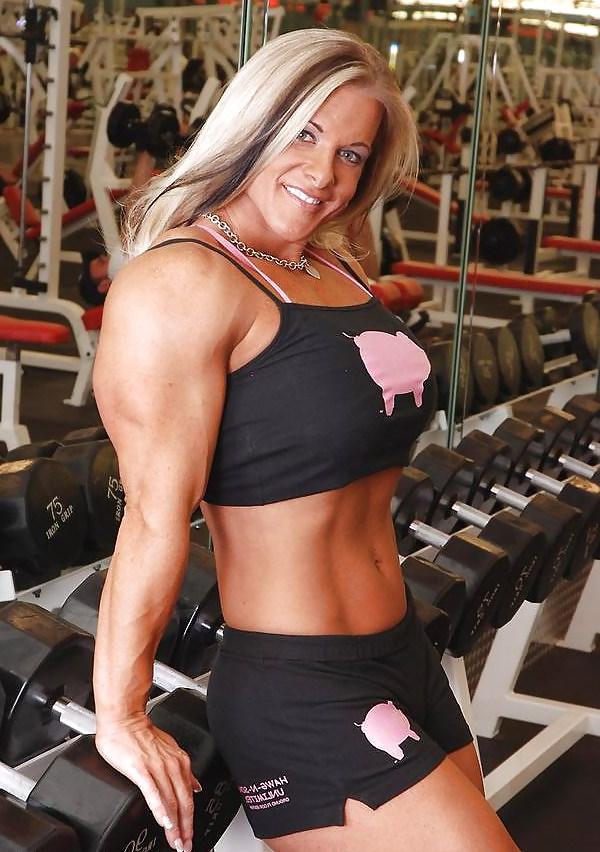 25P Sexy Female Muscle 4