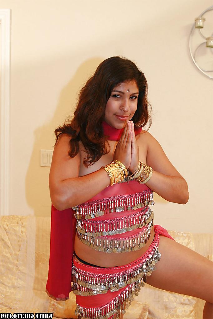 14P CHubby indian chick uncovering her nice jugs and shaggy pussy