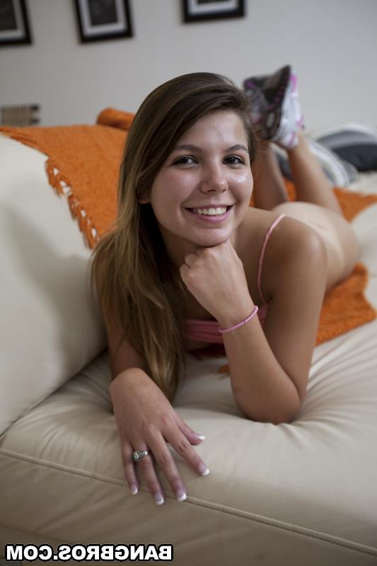 16P Latina babe with tiny tits Victoria spreading her gloryhole