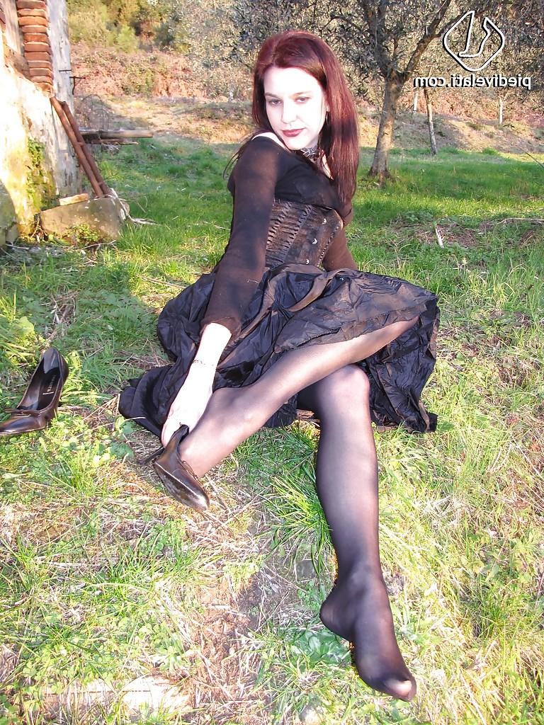 16P Brunette slut with awesome feet is ready for some foot fetish action