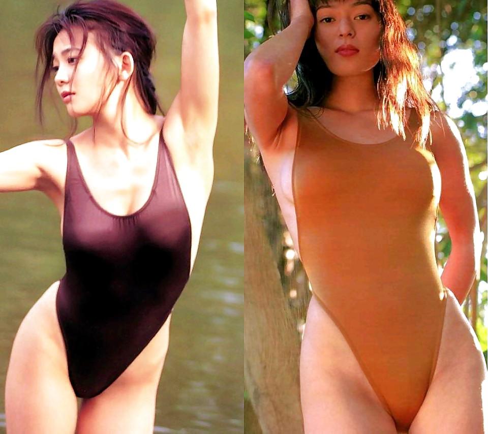 24P Tokyo Topless