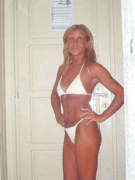 12P Very dfficult to get mrs helen pcs..horny bitch..
