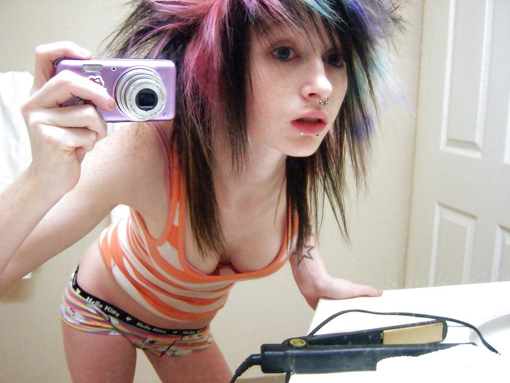 19P Cute emo (non porn)