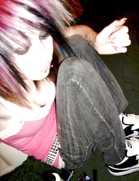 19P Cute emo (non porn)