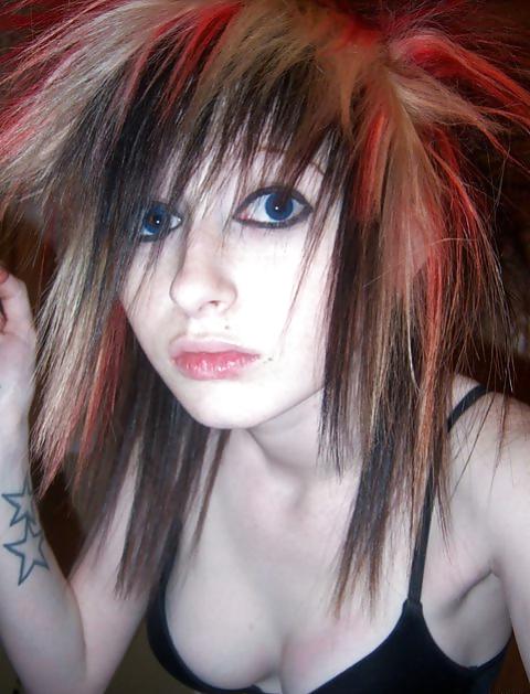 19P Cute emo (non porn)