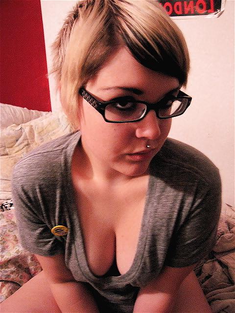 11P Chubby teen with nice ass