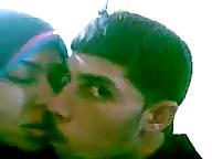 11P Arab bitch kissing boyfriend