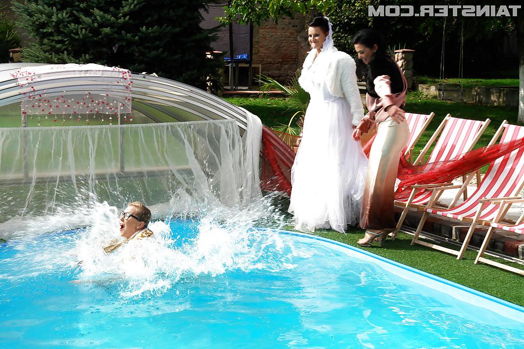 16P Kinky bride with big tits has some wet fun with her female friends