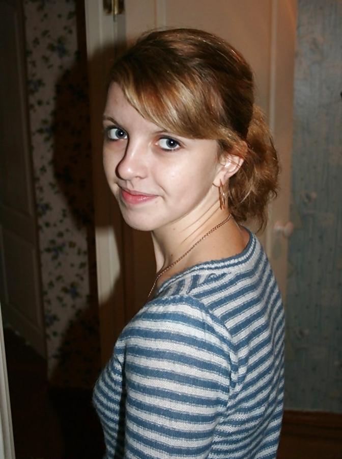 10P Cute Thin Girl!