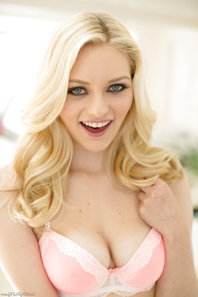 16P Blonde teenager Allie Rae unleashing large all natural boobs