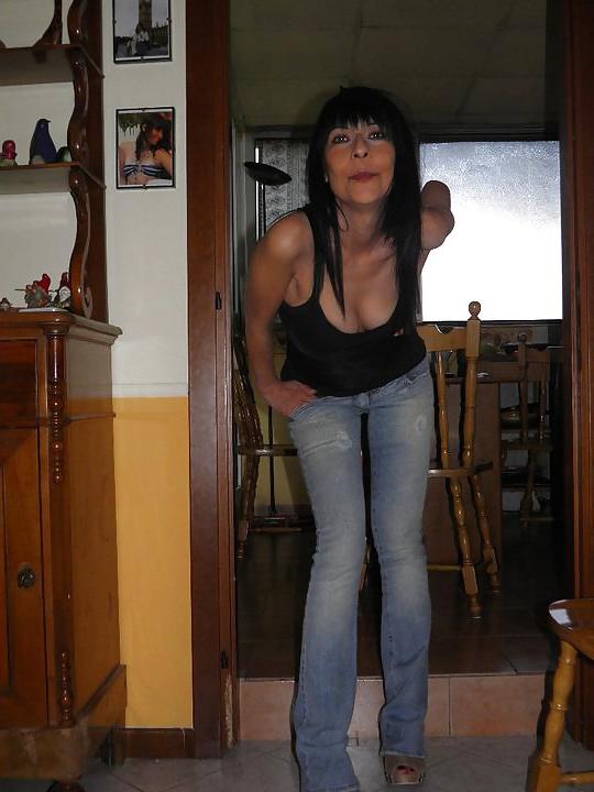 25P Bitch Milf 43yo