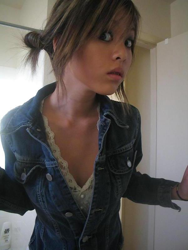 25P Sweet cute teen (non porn)