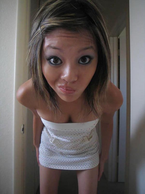 25P Sweet cute teen (non porn)