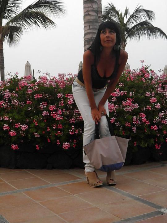 25P Bitch Milf 43yo - part two