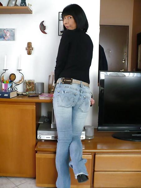 25P Bitch Milf 43yo - part two