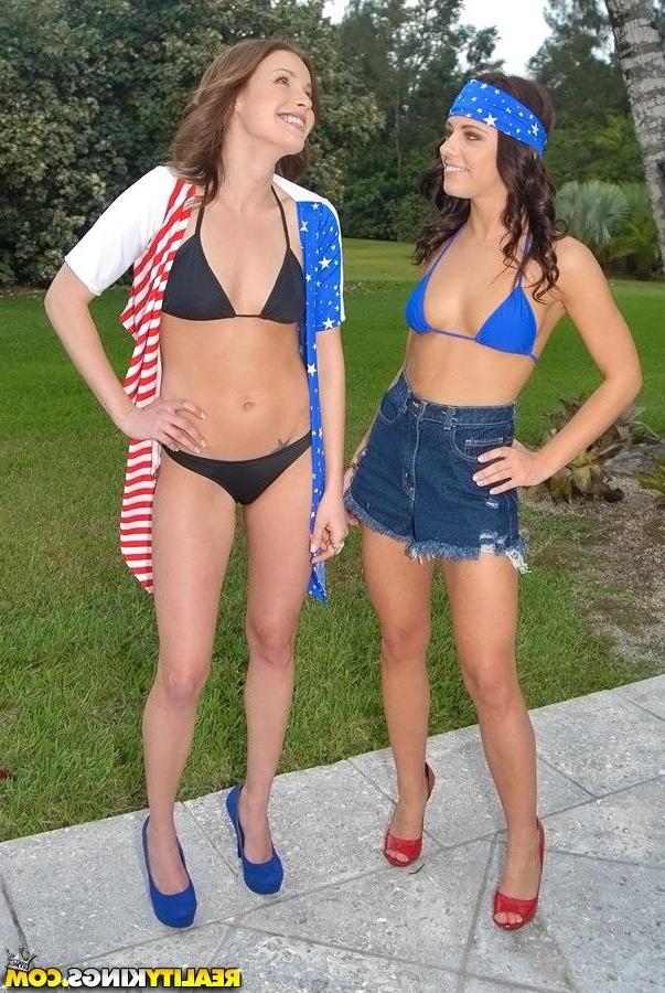 15P Jasmine Wolff and Adriana Chechik get turned on by independence day