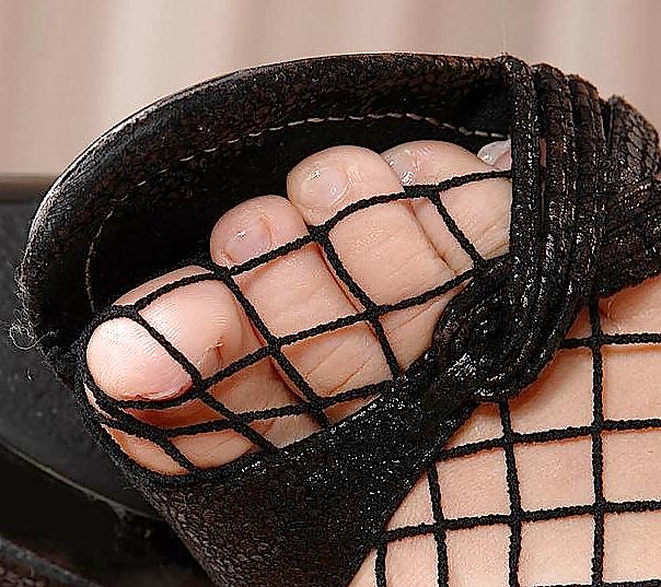 24P Misc feet, footjobs, sandals, toes, heels