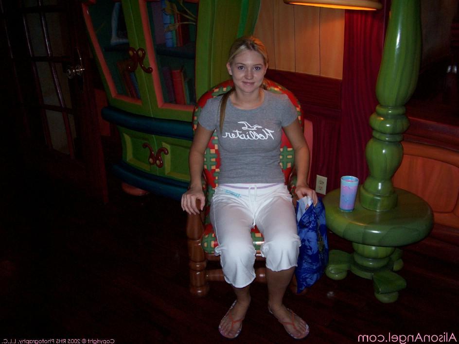 18P Pics of Alison Angel exposing herself in public