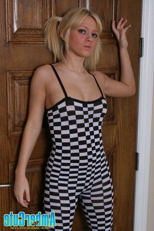 16P Pictures of teen amateur Amber Cute exposing her round boobies