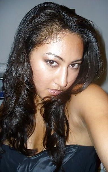 25P Sexy Bitch FB Pics