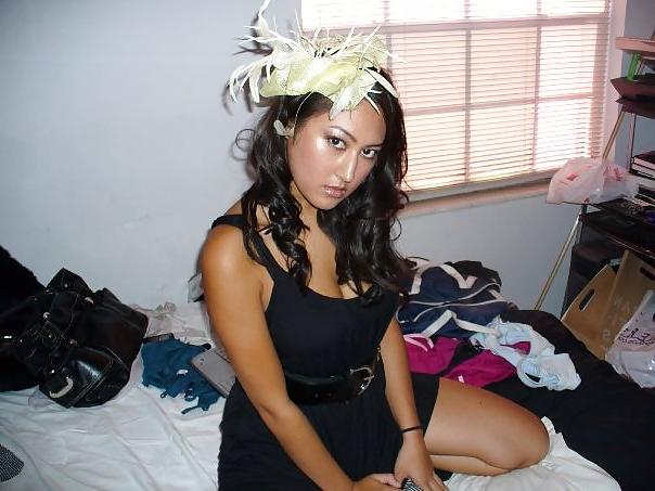 25P Sexy Bitch FB Pics