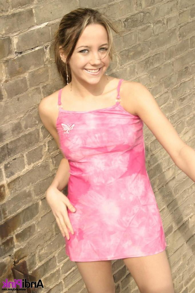15P Pictures of Andi Pink looking cute in a dress