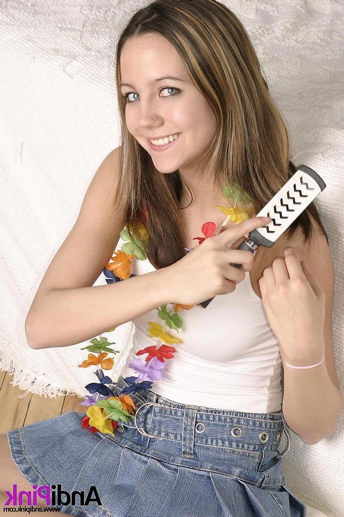 13P Andi Pink cute teen girl