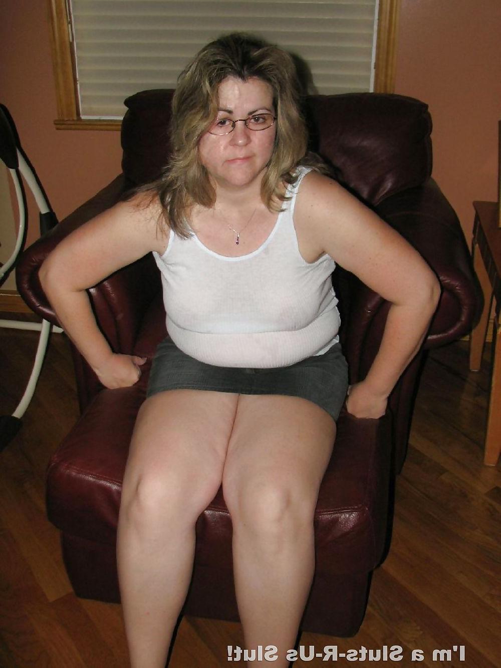 12P Slut Mom - Street Walker