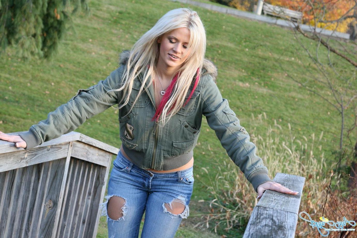 16P Ann Angel flashes her boobs in public