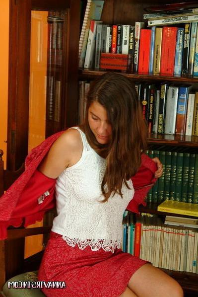 16P Pictures of teen hottie Anna Virgin wearing red panties for Valentine's Day