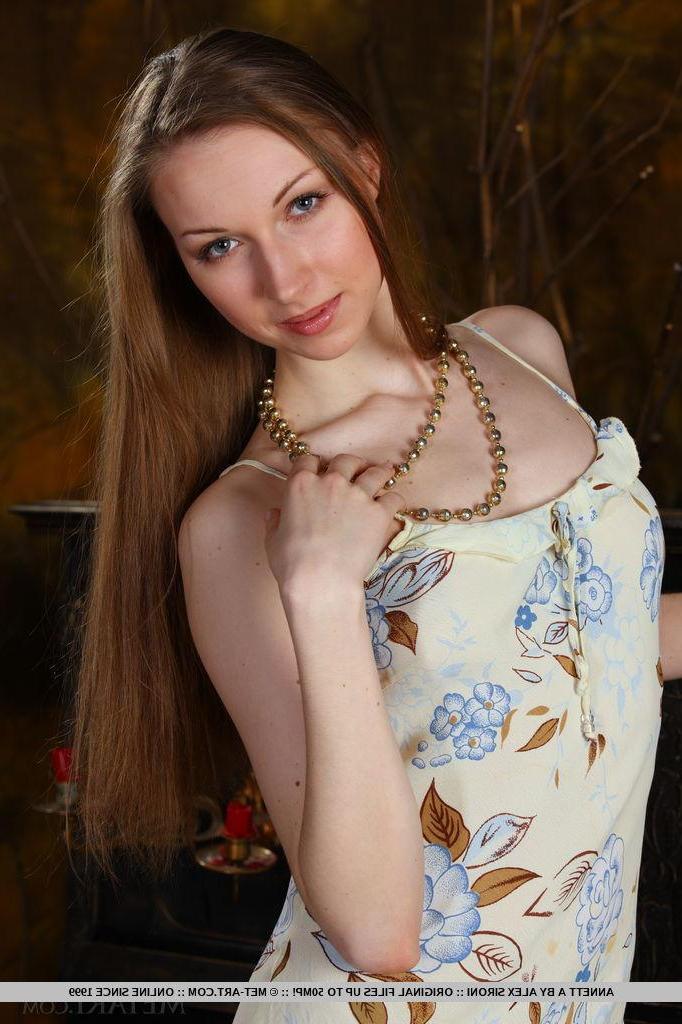 18P Stunning teen cutie Annet A is ready for her piano lesson