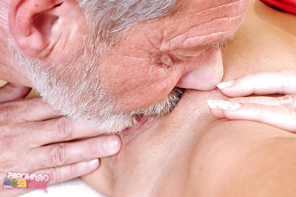 16P Seductive teen babe Cathy Heaven gets pounded hardcore by an oldman