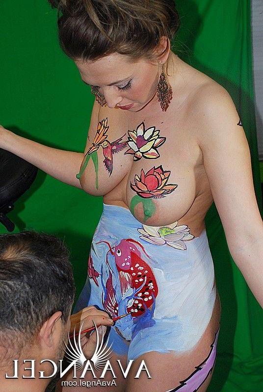 15P Pictures of Ava Angel getting her tits painted