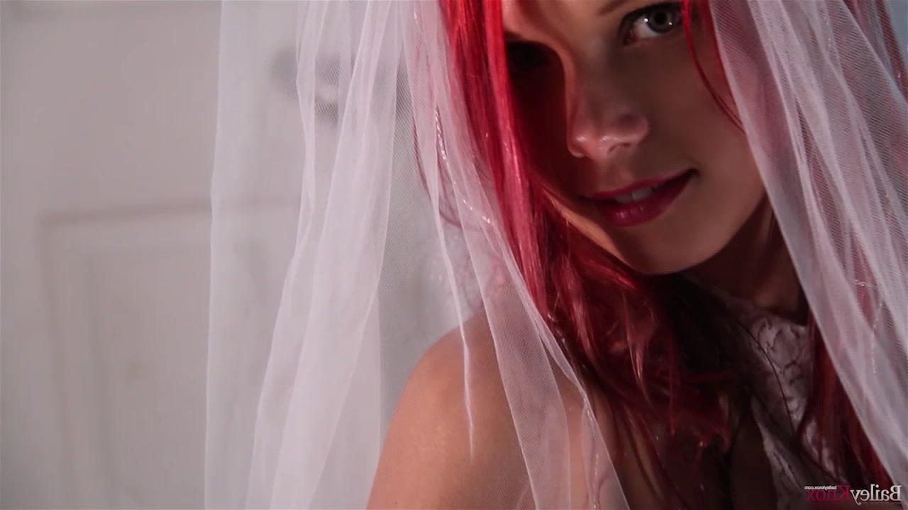 16P Bailey Knox shares some naughty pics of her honeymoon