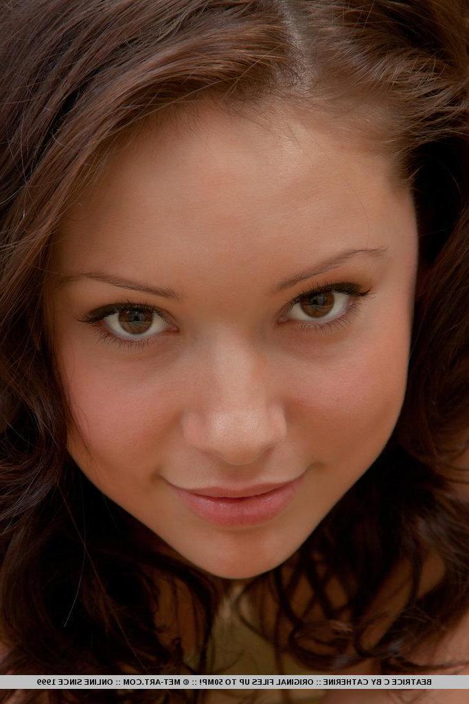18P Pictures of teen beauty Beatrice C giving you her tight pussy in bed