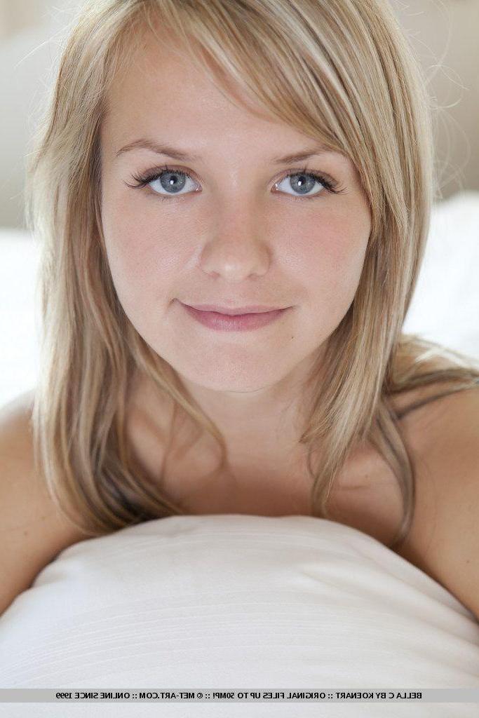 18P Pictures of Bella C giving you her tight teen pussy