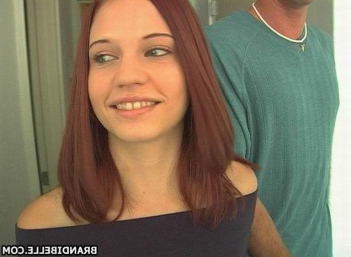 16P Pictures of teen babe Brandi Belle working her magic