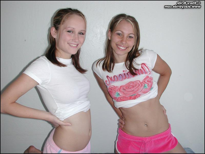 20P Pictures of two horny coeds experimenting