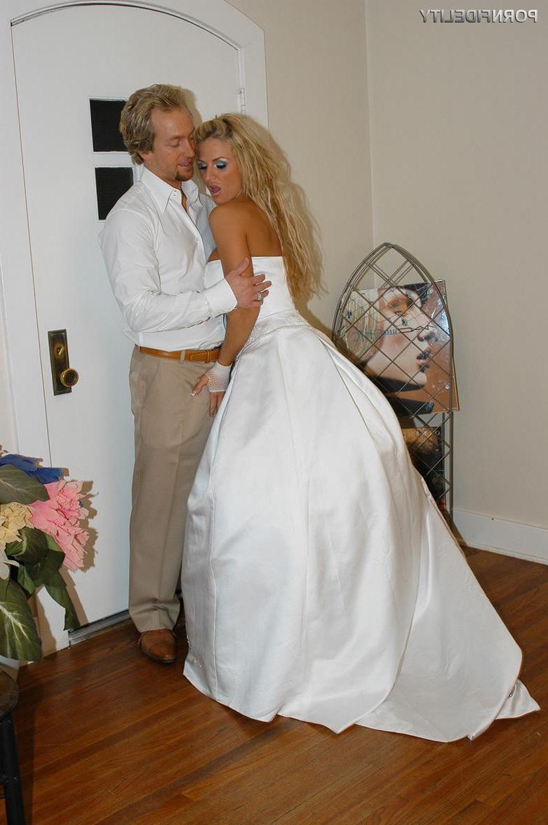16P Busty blonde Brooke Belle fucks the best man on her wedding day