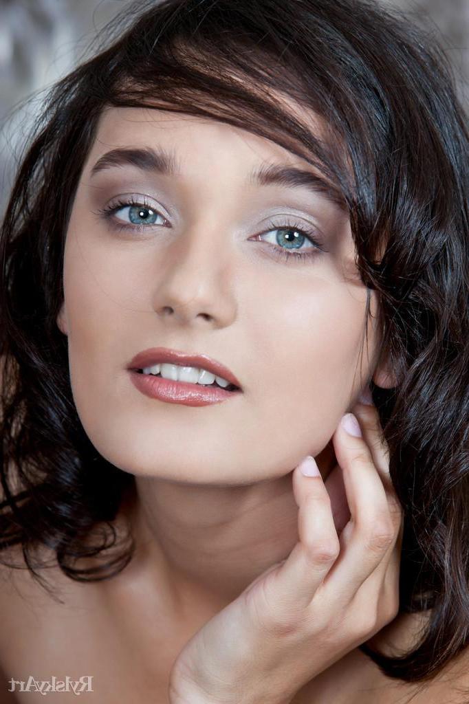 16P Brunette girl Chandra strips and shows you her hairy pussy