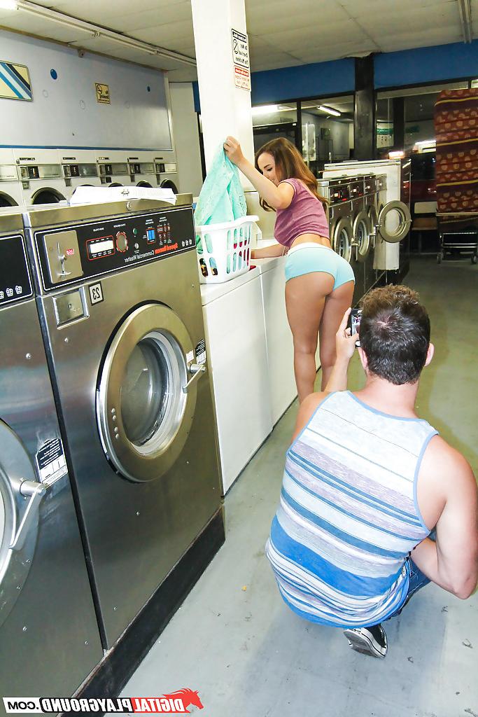 16P Tiny female Dillion Harper taking sporting creampie after sex in laundromat